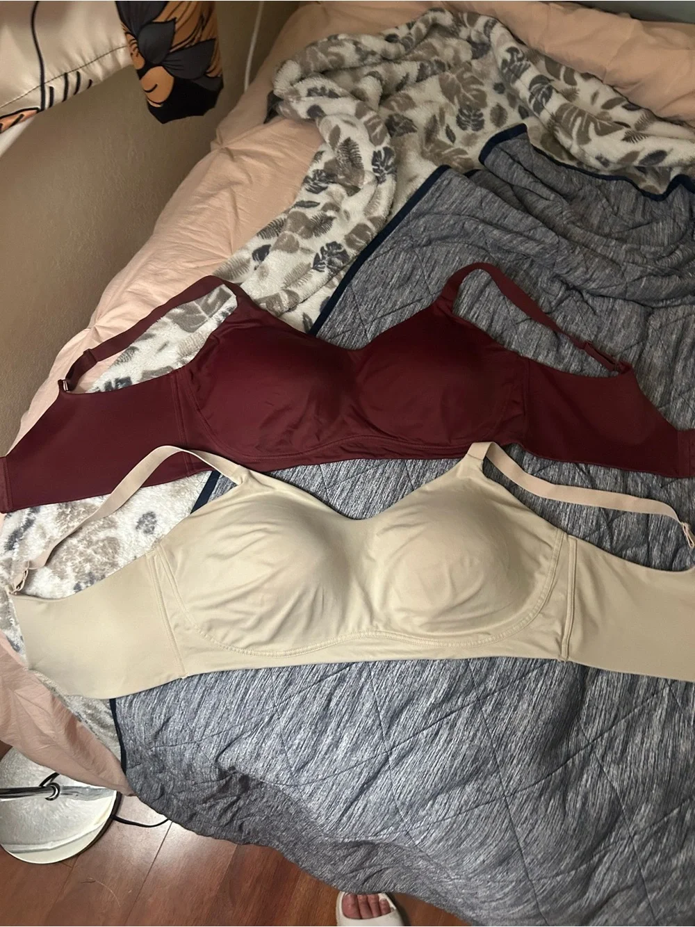 Set Of 2: Vanity Fair Beauty Back Smoothing Wireless Bra